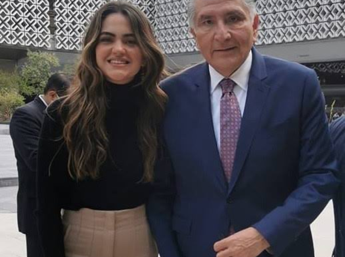 Se Solicita Suggar Daddy